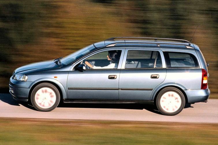 Опель универсал характеристика. Opel Astra универсал 1998. Opel Astra g Caravan.