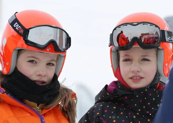 King Felipe, Queen Letizia and their two daughters Princess Leonor and Infanta Sofia on winter holiday at Astún Ski Center in Jaca
