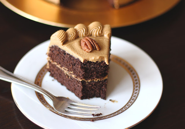 This Healthy Chocolate Pear Cake with Caramel Frosting is so delicious you'd never know it's guilt free, low sugar, low fat, high protein, and gluten free!