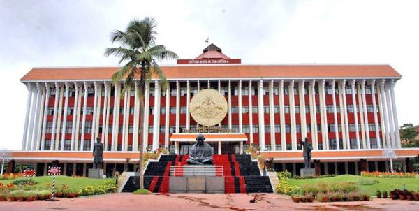 സംസ്ഥാനത്തെ എം എല് എമാരുടെ ശമ്പളം വര്ധിപ്പിക്കാന് ശുപാര്ശ