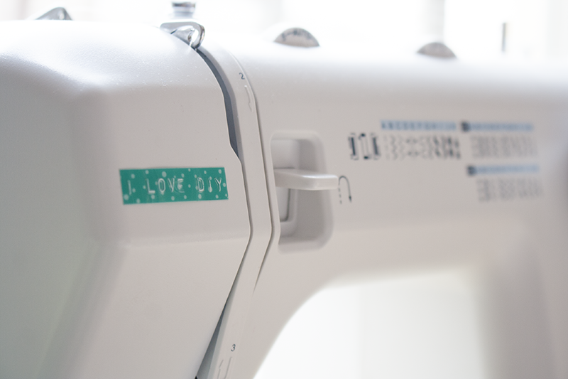 La Casita de Coral: Tutorial funda máquina de coser  Cubiertas para máquina  de coser, Accesorios de costura, Estuches de costura