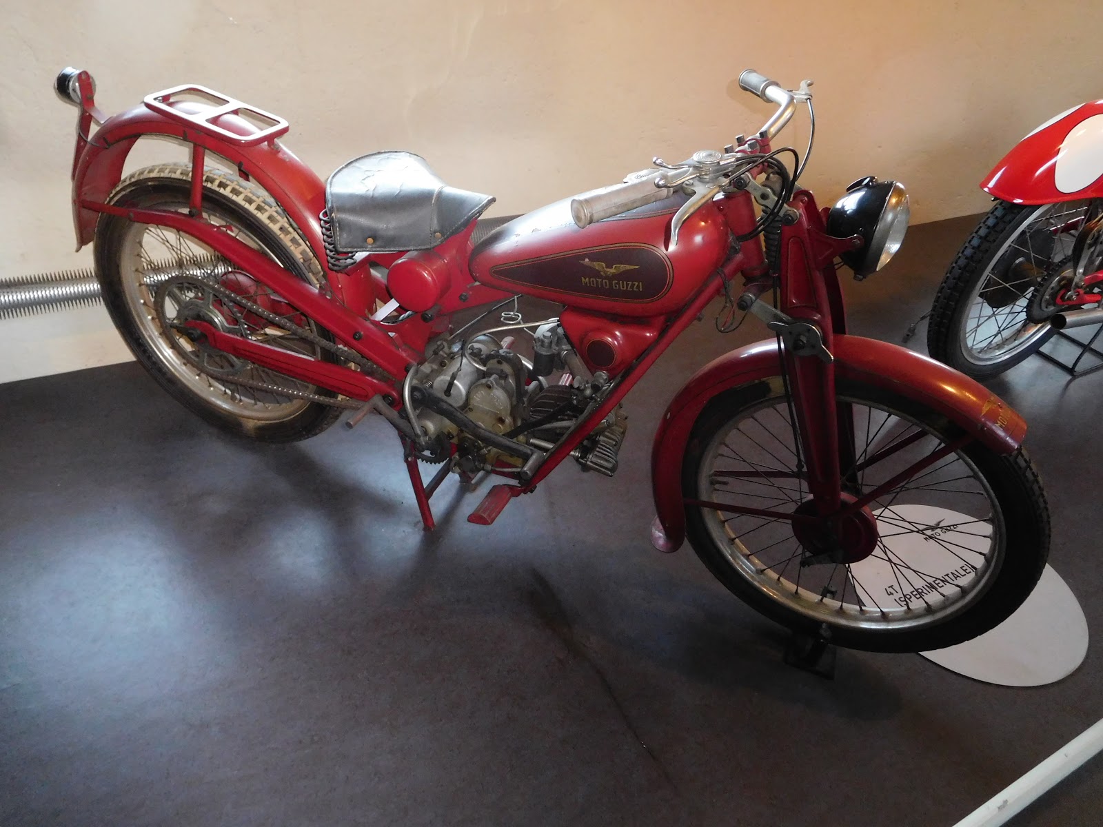 NYDucati: 1944 Moto Guzzi 4T