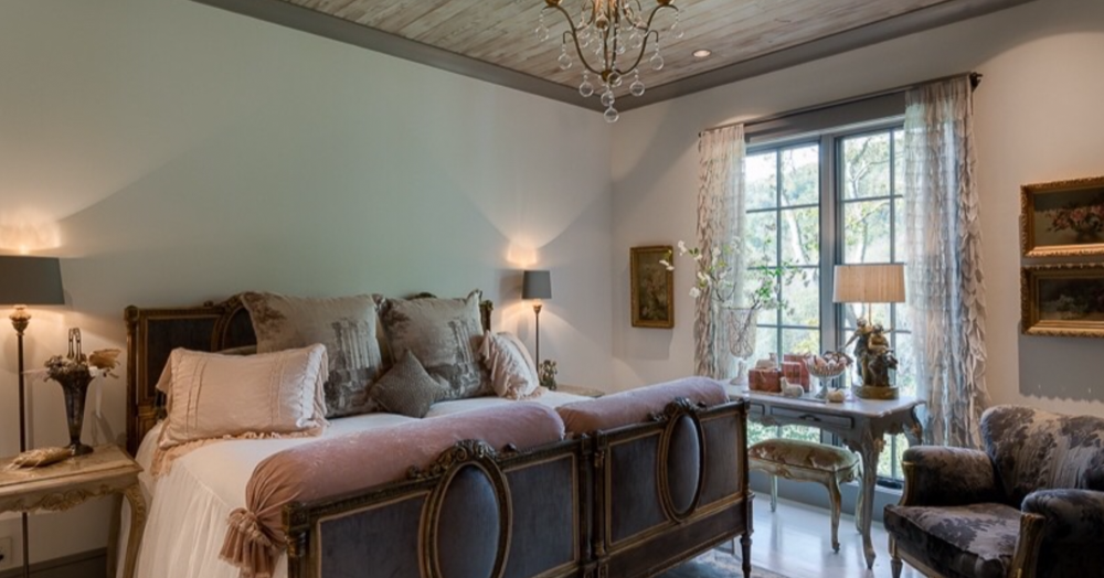 Romancing the Home Converting Twin Beds into a King