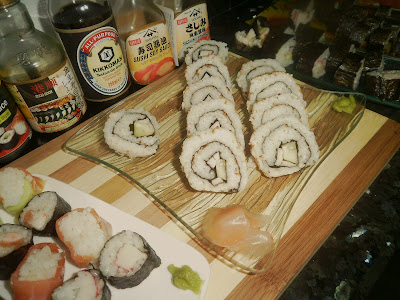 KARATE-DO 空手道: Utensilios de cocina japoneses, hoy cuchillos y sushi.