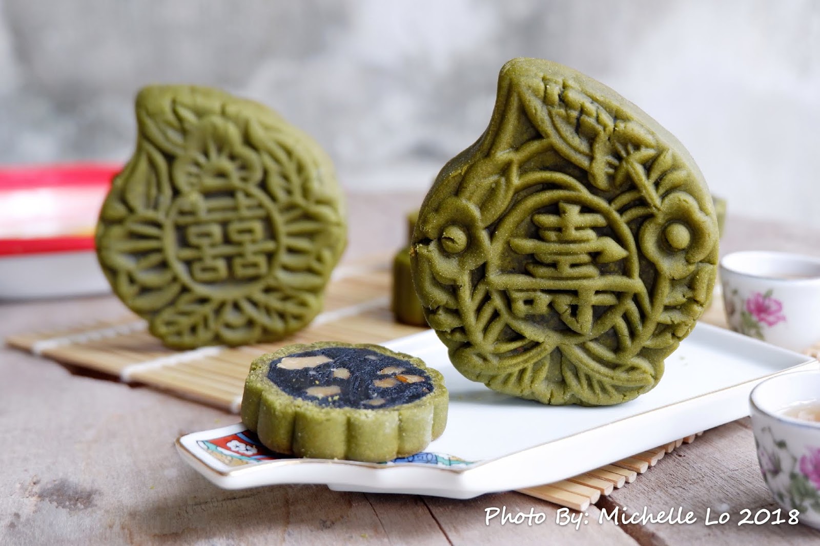 Kit Wai's kitchen : 绿茶月饼 ~ Green Tea Mooncake