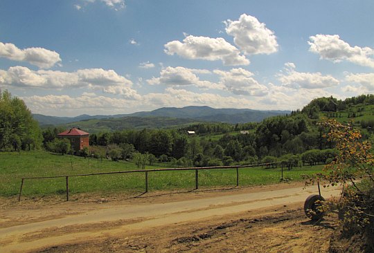 Widok na Pasmo Lubania. Widok na Pasmo Lubania.