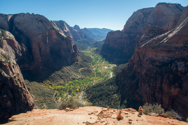 Viaje con tienda de campaña por el Oeste Americano - Blogs de USA - Zion National Park, trekking vertiginoso hacia Angel´s Landing (21)