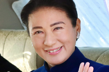 「皇室」だけが歯に対して無関心な理由と、日本人に出っ歯が多い理由