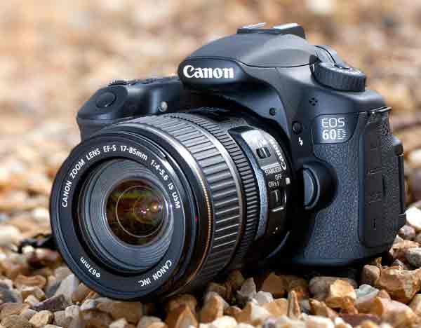 Pricelist Harga Kamera Canon DSLR Lengkap Terbaru Bulan Ini - Cek