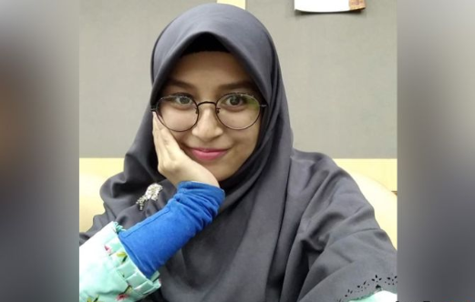 Fakta Viral, Beasiswa Dicabut dan Harus Bayar 66Juta Gara-Gara Arnita Yakin Masuk Islam