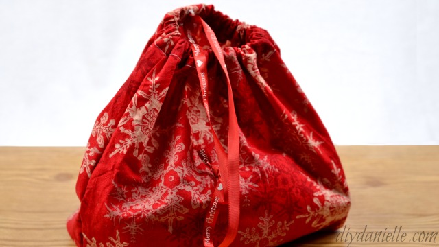 Learn to sew some easy gift bags for the holidays and birthdays: they're easy to sew, store, and use. Easy to Sew, Store, and Use Gift Bags