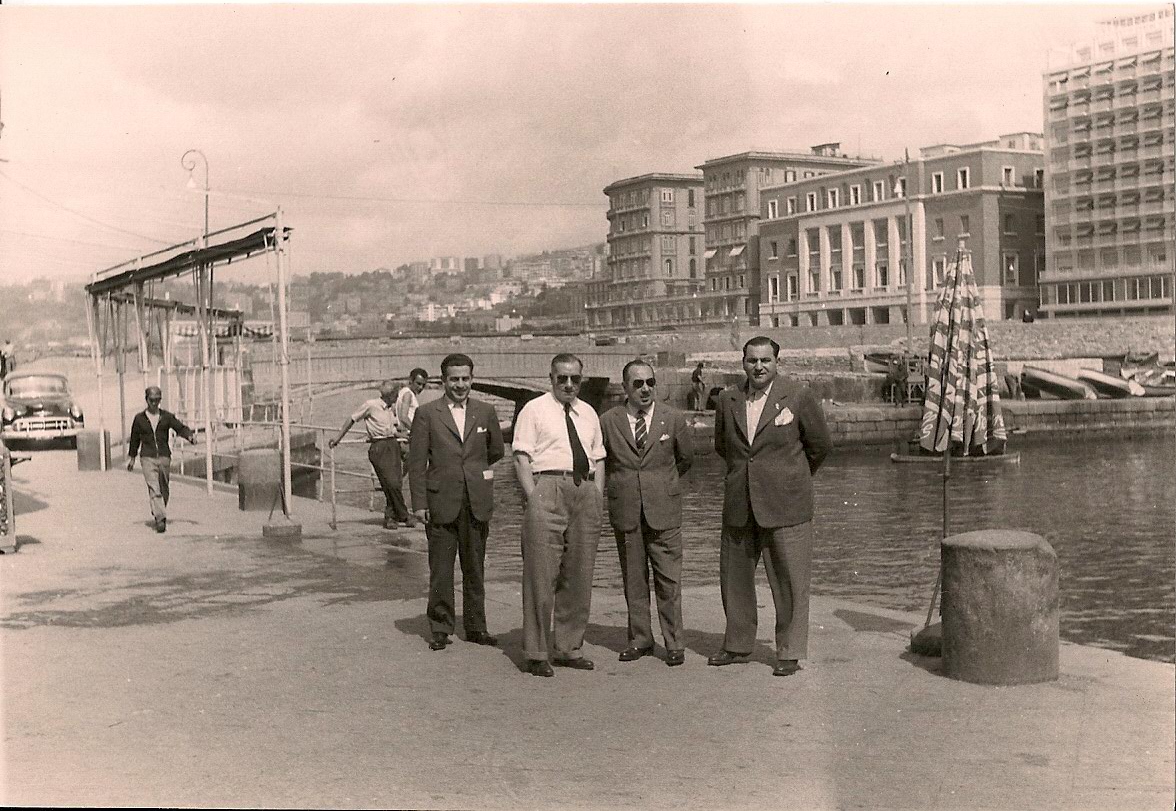 Contradicciones Monumento a los Descamisados