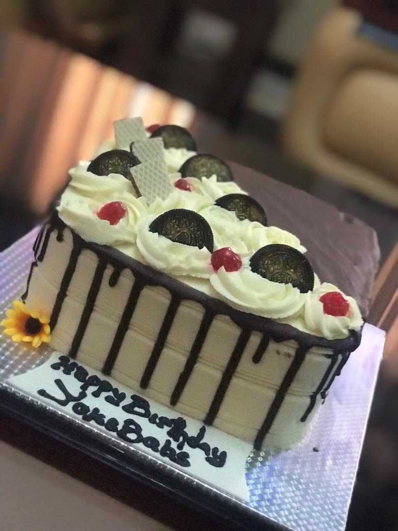 Десерты в стаканчиках. Торт с клубникой и маскарпоне. Кейк ту гоу на день матери. Them cake. Пуш кейк.