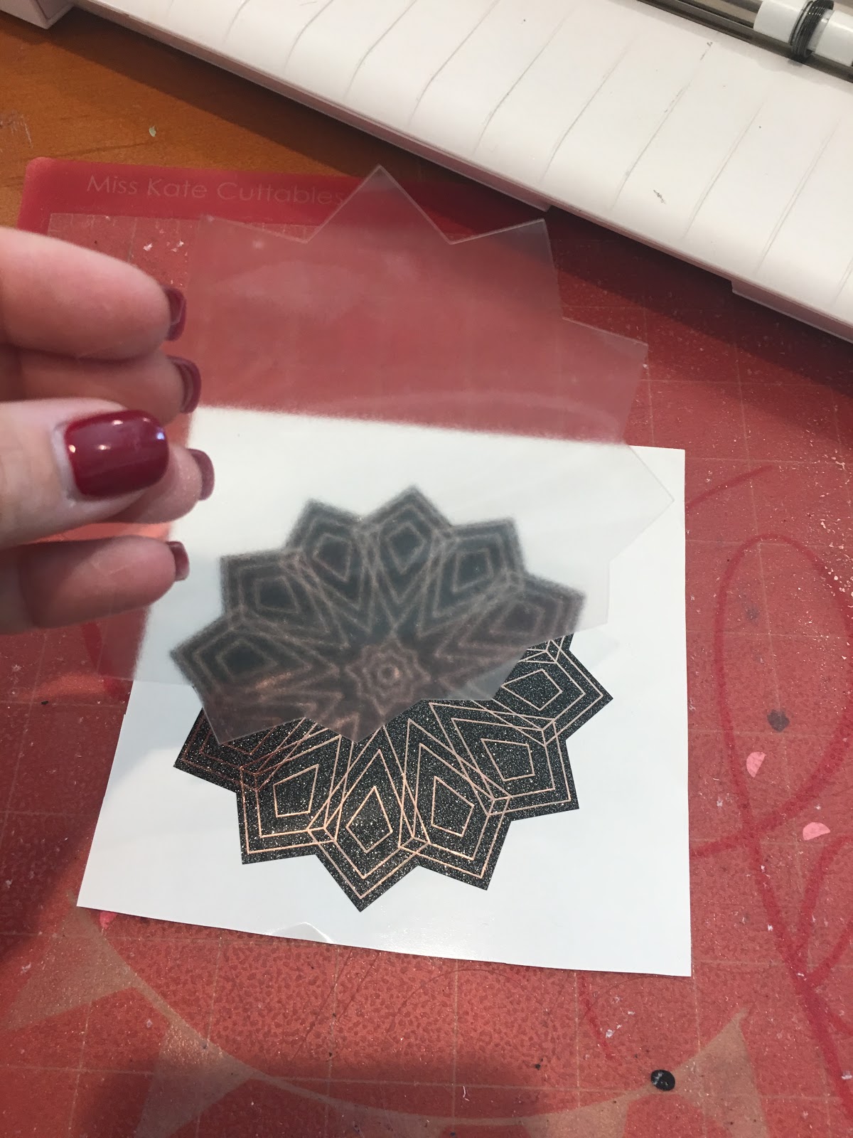 How to Foil on a Vinyl Decal with Silhouette and Foil Quill