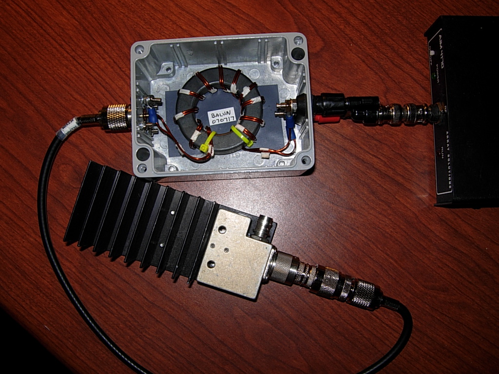 W7YV Ham Radio RF Baluns and 20M Vertical Antenna Photos