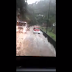 Vídeo: Rodovia se transforma em um rio após chuva na Serra do Rio do Rastro