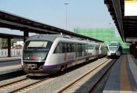 Τραγωδία στον Προαστιακό: Ανασύρθηκε νεκρό άτομο από τις γραμμές