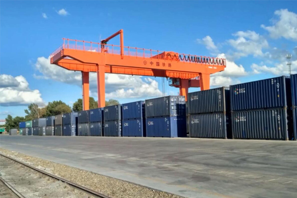 Weihua Cranes: Container Gantry Crane for Railway Freight Yard
