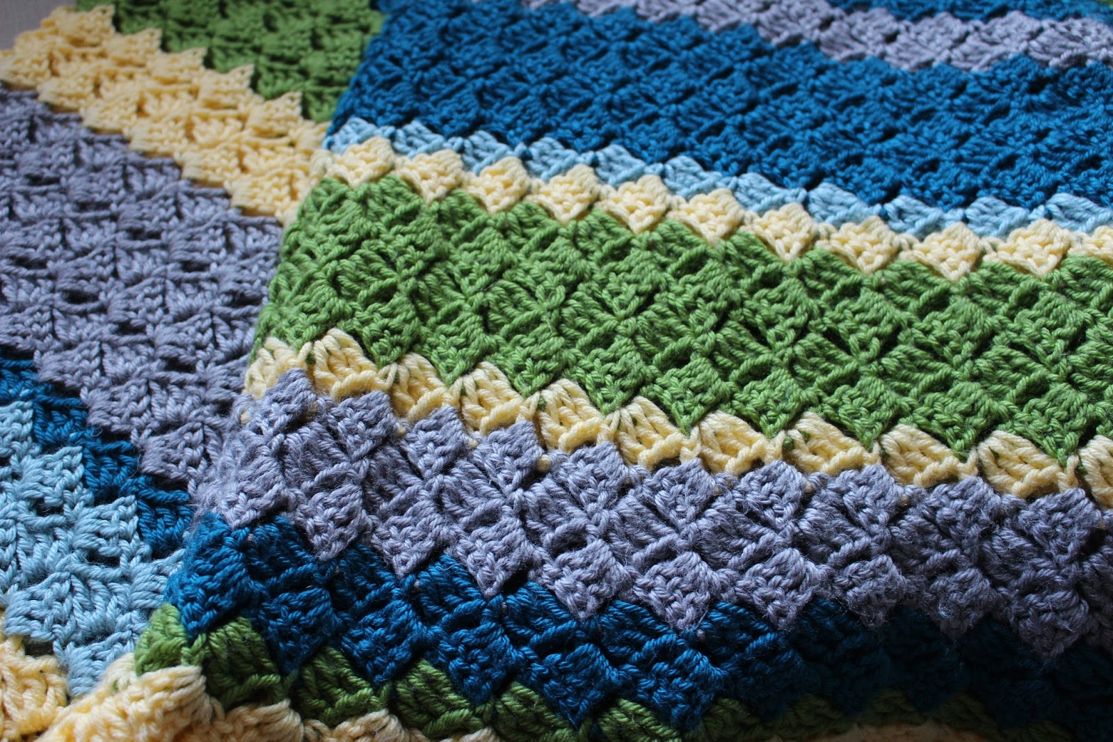 dr-mrs-reed-brick-stitch-blankets