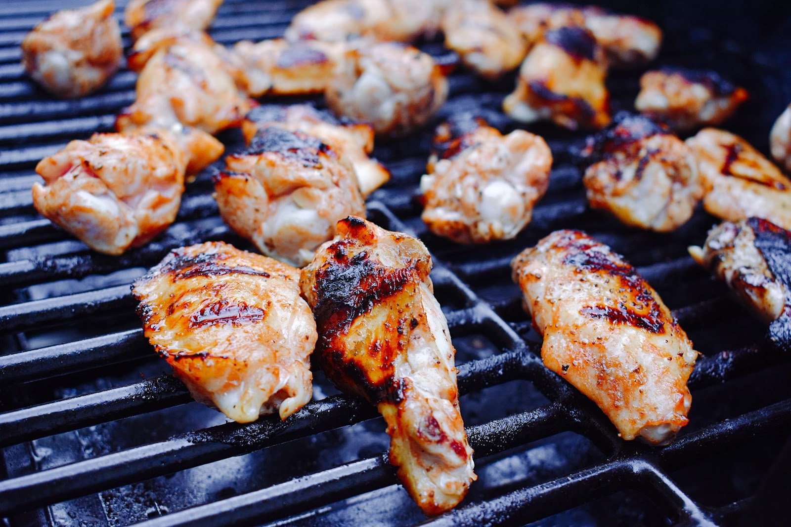 Bloody Mary Grilled Chicken Wings with Horseradish Dip Chef Jen