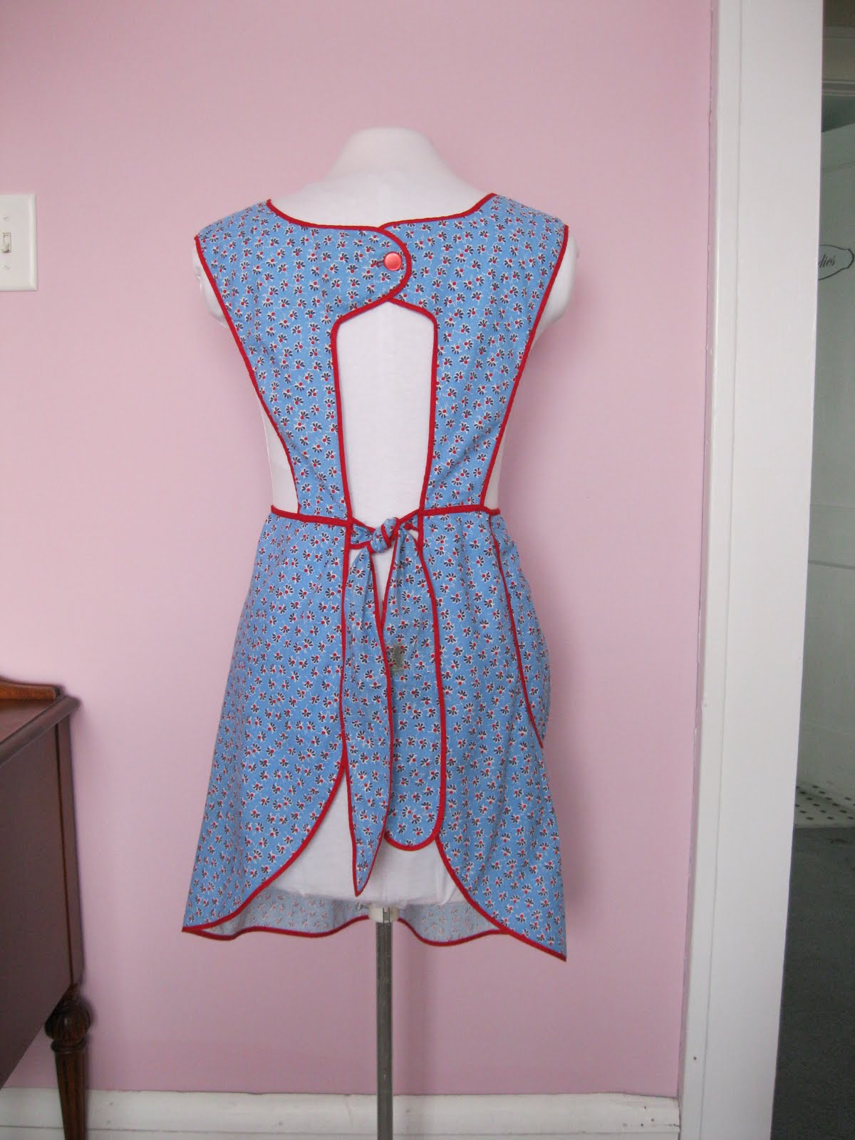 Apron History 1930's Apron