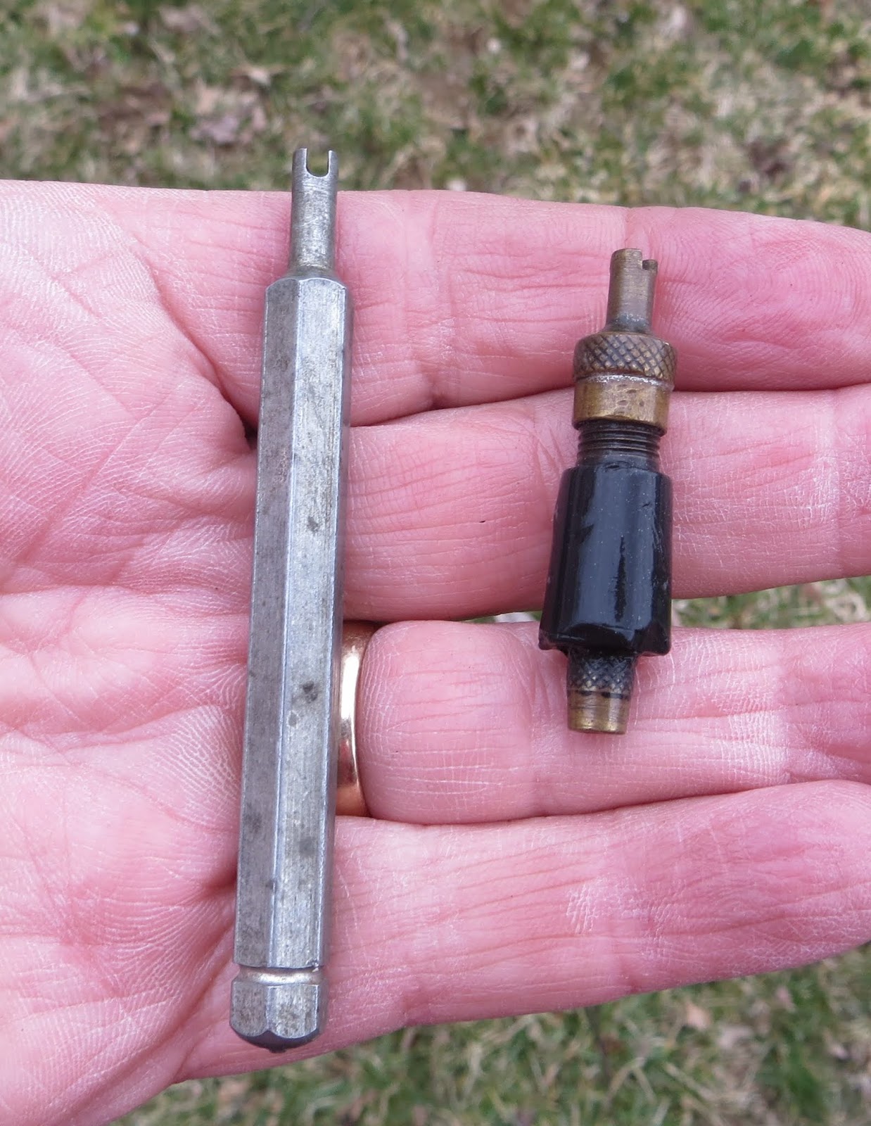 RV Tire Safety Valve stems, cores, and caps "Oh My", and how tight is