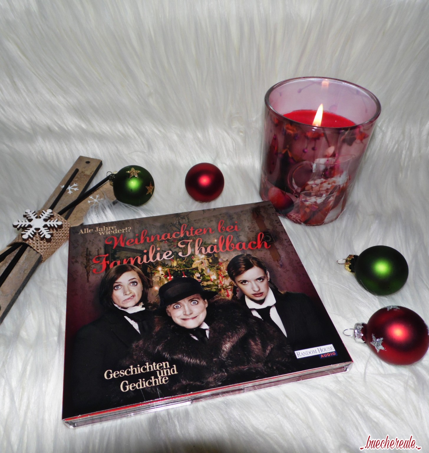 Büchereule Rezension zu "Weihnachten bei Familie Thalbach"