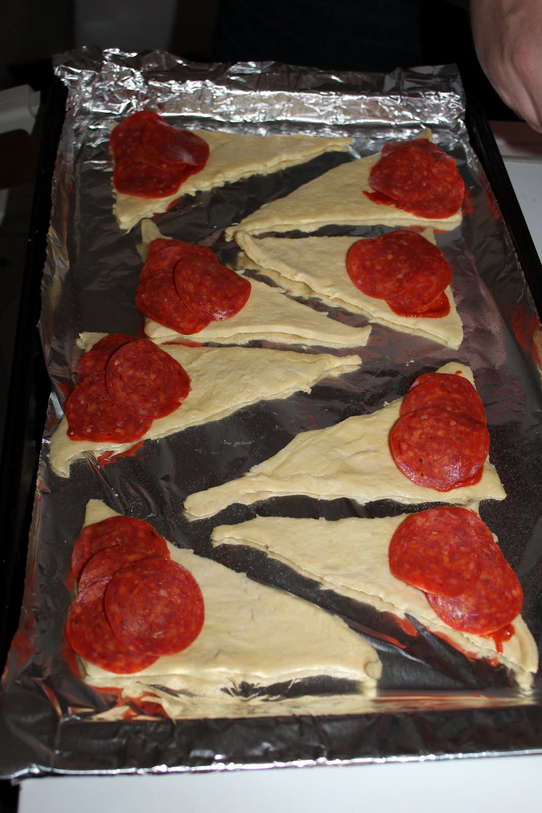 Just picture it...: Pizza Crescent Rolls