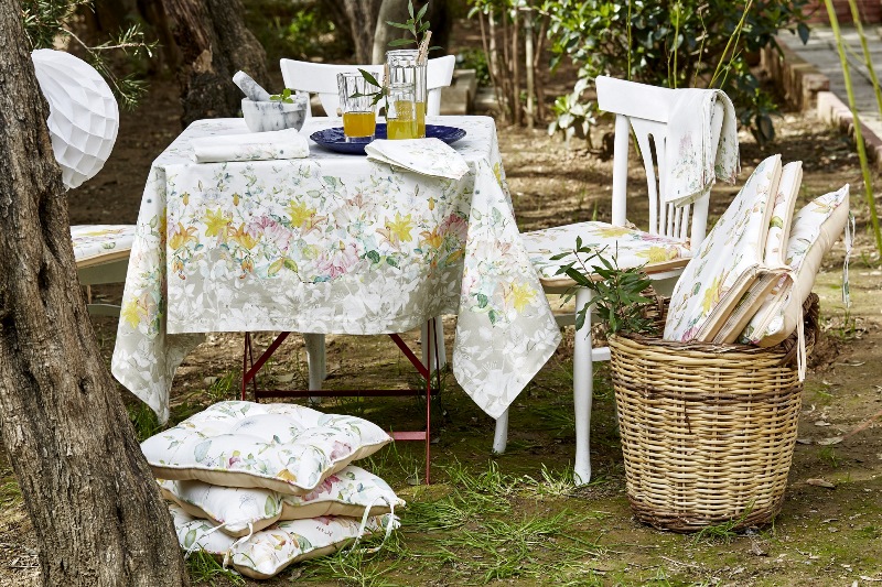 Karaca Home Lisseta Ekru Raschel Masa Ortusu 160x260 Karaca Home