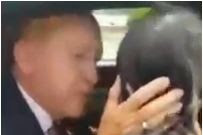 بالفيديو صرخة طفلة صغيرة توقف موكب الرئيس التركي " رجب طيب اردوغان "