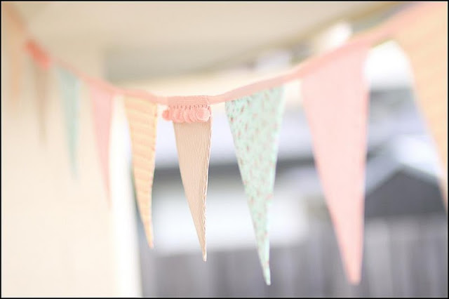 Kara s Party Ideas Buttons   Bows 5th Birthday Party  - 45