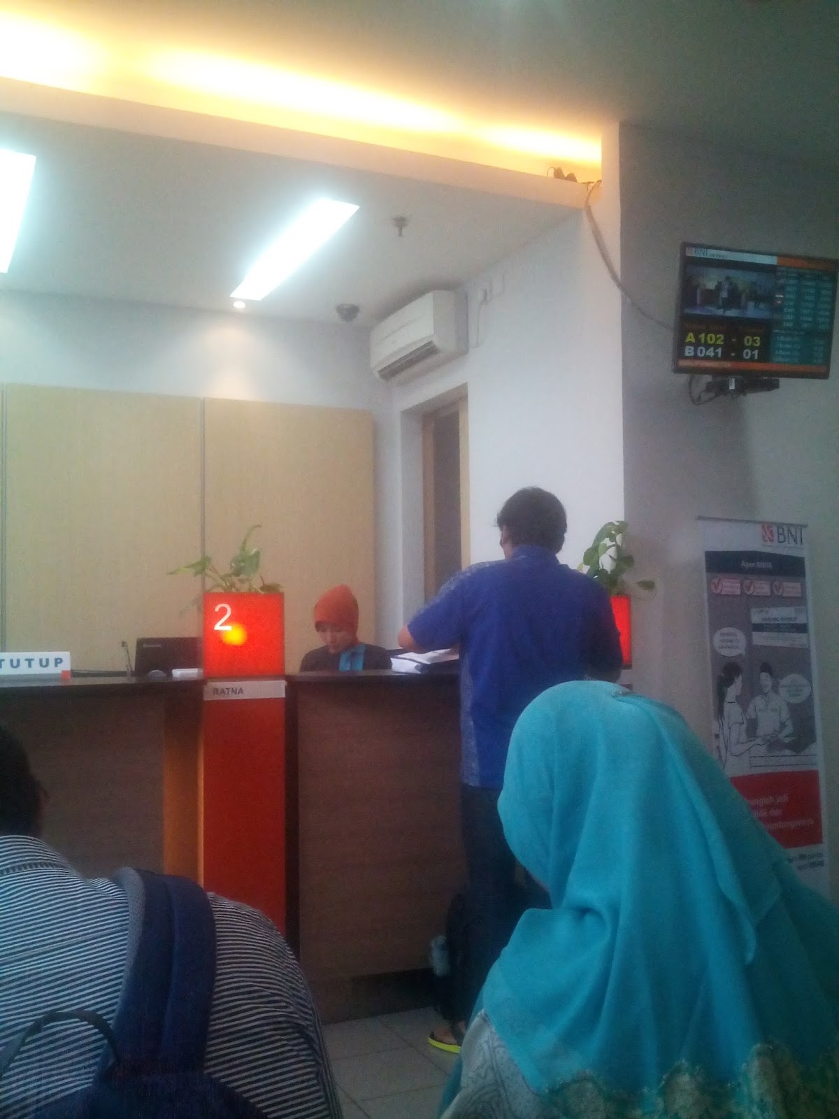 Penarikan Tunai Di Bank Bni Share Panduan