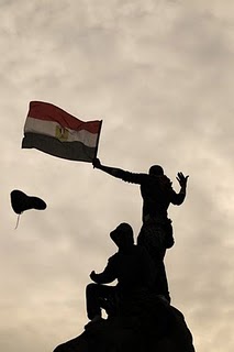 إقرأ عن الثورة المصرية