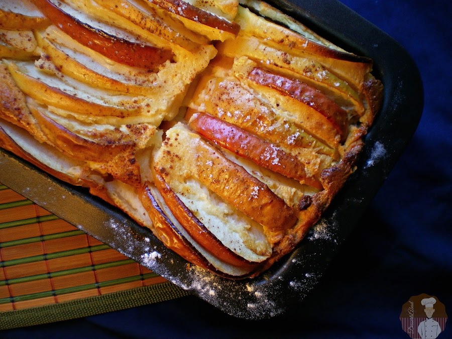 Pastel de quesitos con manzanas: horneado completo