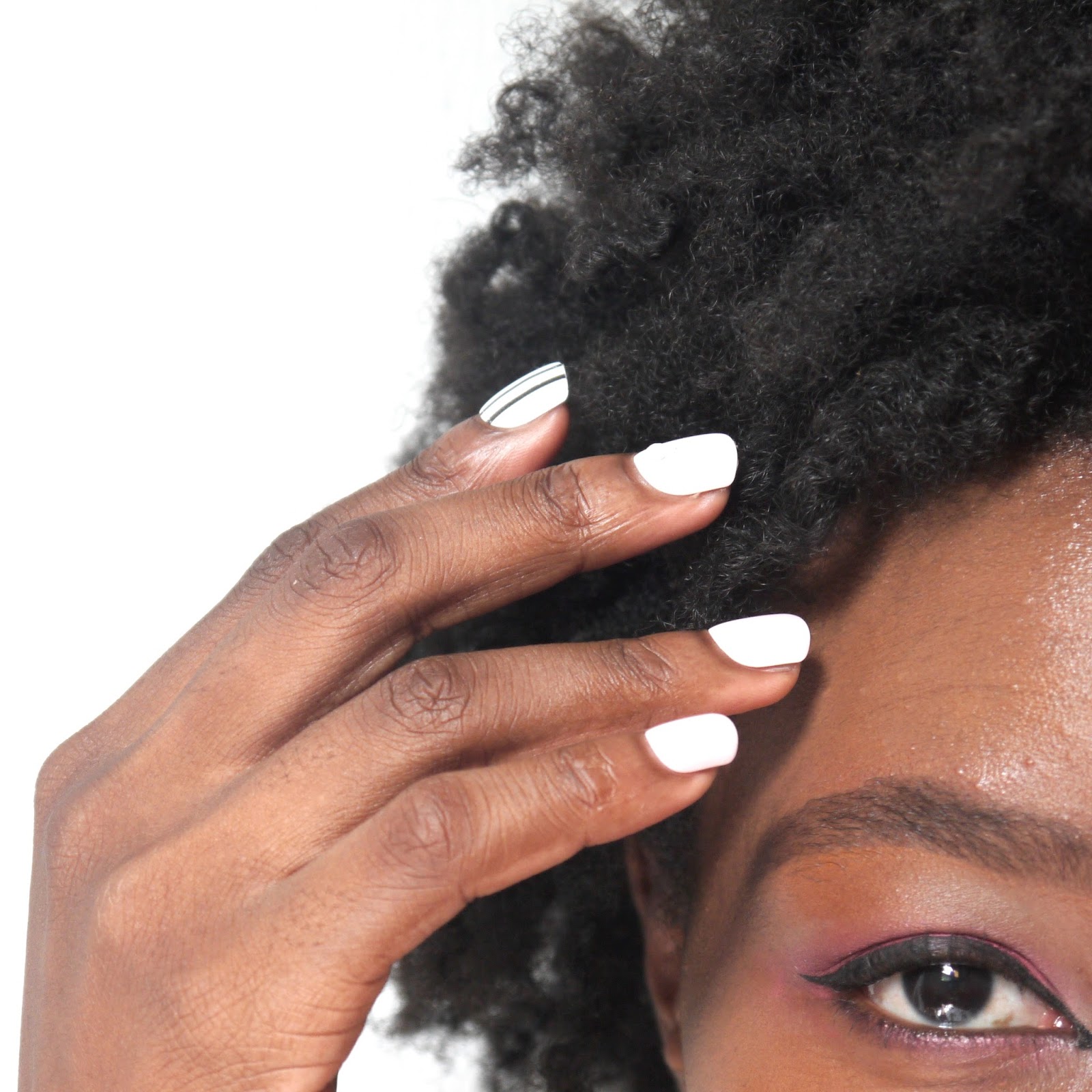 How To Fix Artificial Nails Using Doublesided Stickon Glue Product Review Mira La Belle