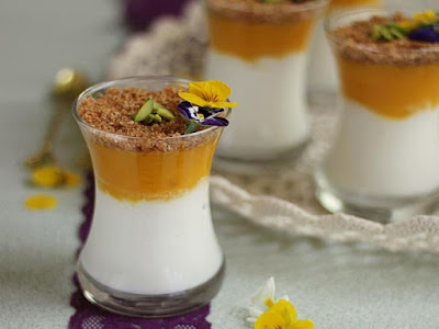 Layered Muhallabia with Coconut Milk and Mango