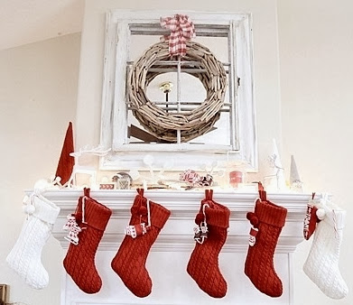 Christmas driftwood wreath with ribbon