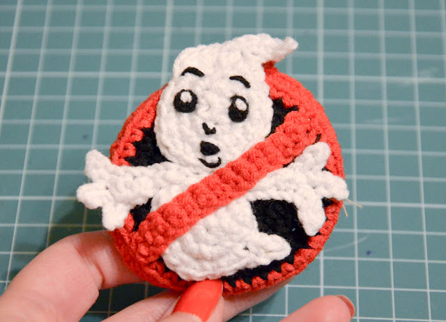 Krawka: Who you gonna call?... Ghostbusters crochet pin - Free pattern for a geek pin by Krawka Krawka: Who you gonna call?... Ghostbusters crochet pin - Free pattern for a geek pin by Krawka