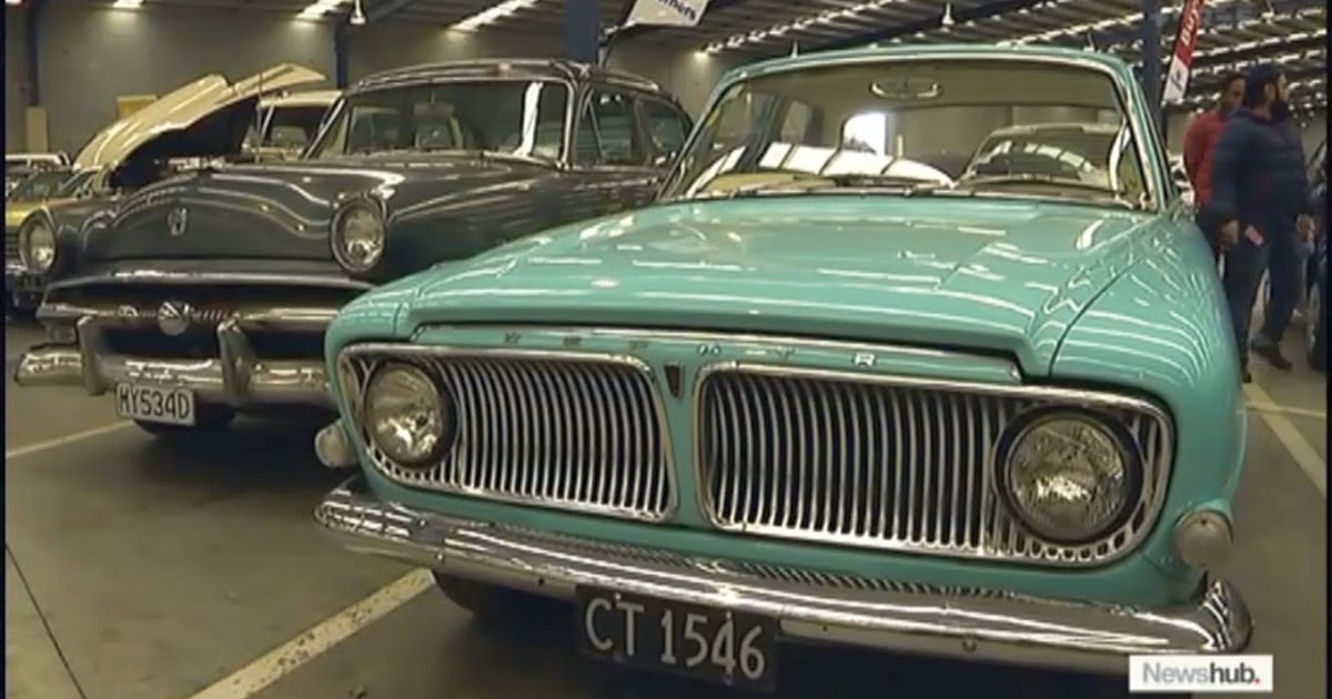transpress nz a collection of nearly 400 classic cars in Christchurch