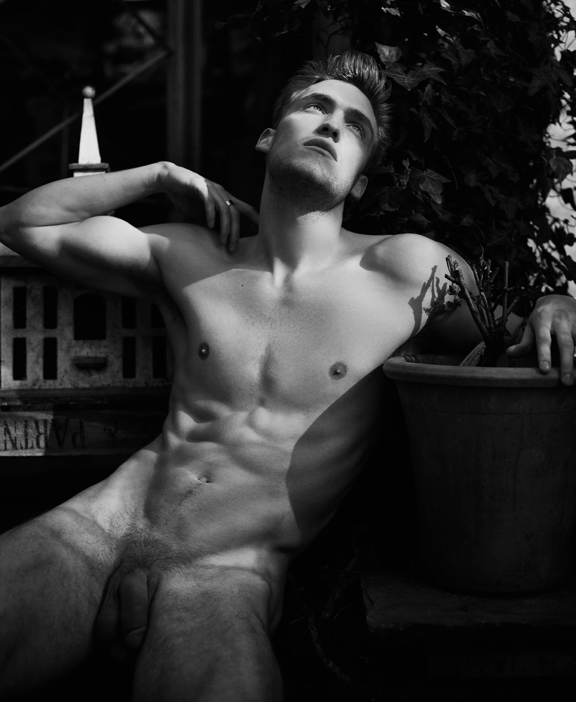 Free sexy naked men pictures, hardcore petit porn pictures