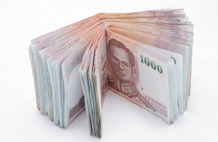 Тайские бат (банкноты в 1000 бат)