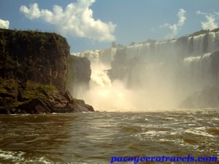Aventura acuatica en las Cataratas de Iguazu