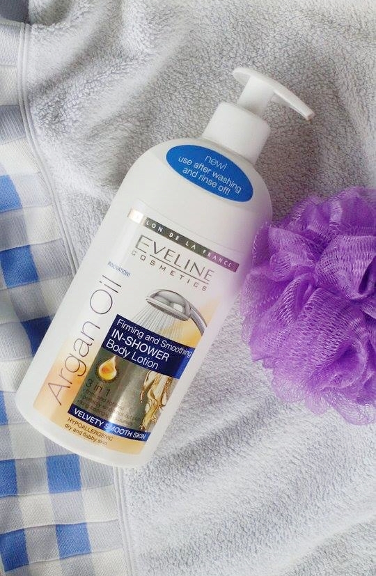 Jelenin kutak Eveline Firming and Smoothing InShower Body Lotion 3 in 1