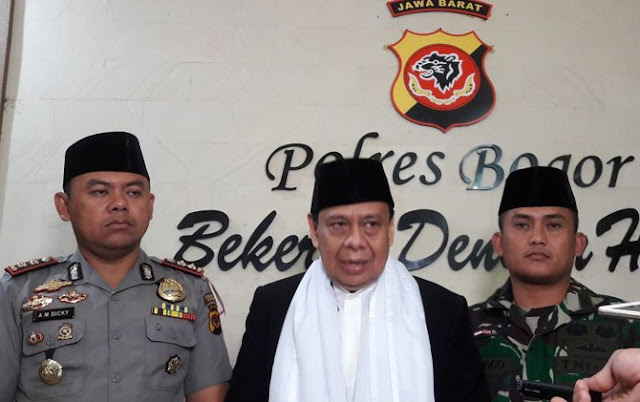 Video PKI Di Bogor Ternyata Cuma Orang Dituduh Komunis, Digebuki, Disyuting, Lalu Diviralkan, 6 Orang Sudah Diamankan Setelah Lakukan Hal Keji Itu, Ternyata..... Video PKI Di Bogor Ternyata Cuma Orang Dituduh Komunis, Digebuki, Disyuting, Lalu Diviralkan, 6 Orang Sudah Diamankan Setelah Lakukan Hal Keji Itu, Ternyata.....