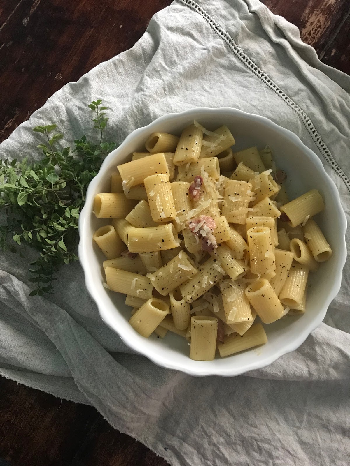 Ricetta Rigatoni alla Carbonara. Cool Chic Style Confidential