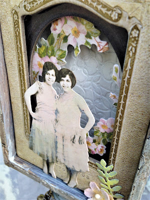 Tim Holtz Ideaology Baseboard Frames Vignette Box Home Decor For The Funkie Junkie Boutique Sara Emily Barker http://sarascloset1.blogspot.com/ Baseboard Frames Vignette Home Decor Tutorial Tim Holtz 3