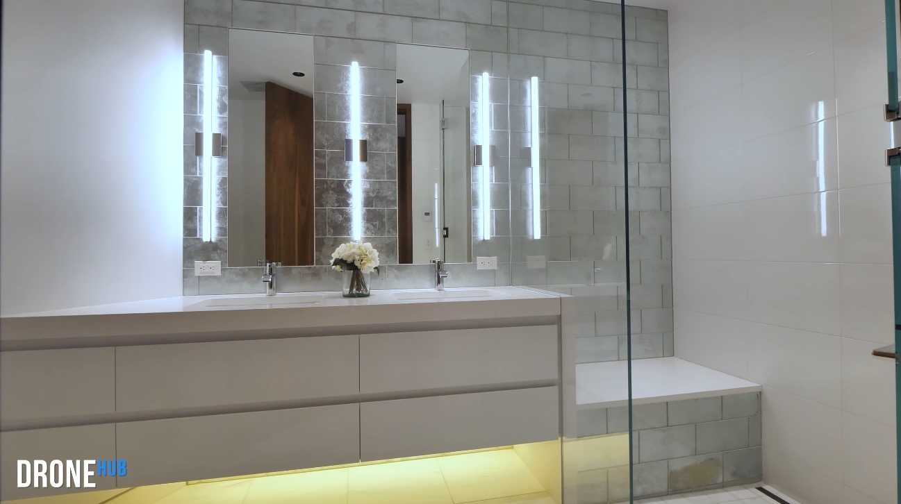 55 Photos vs. Luxury Modern Telluride Colorado Mountain Estate Interior Design Tour