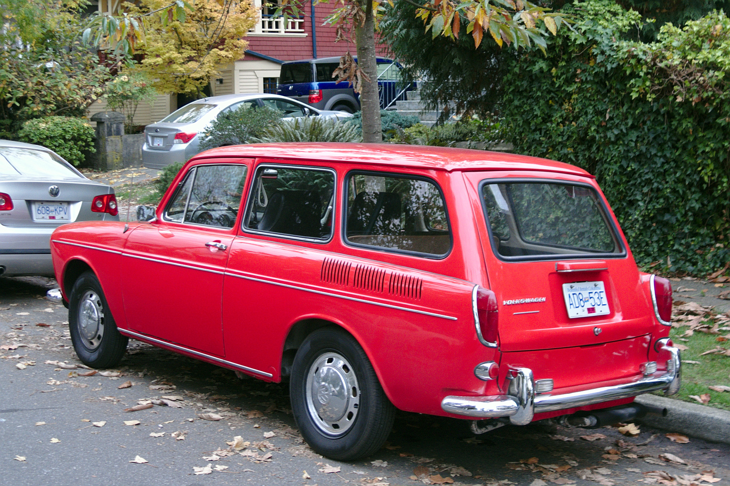 Old Parked Cars Vancouver 1968 Volkswagen Squareback