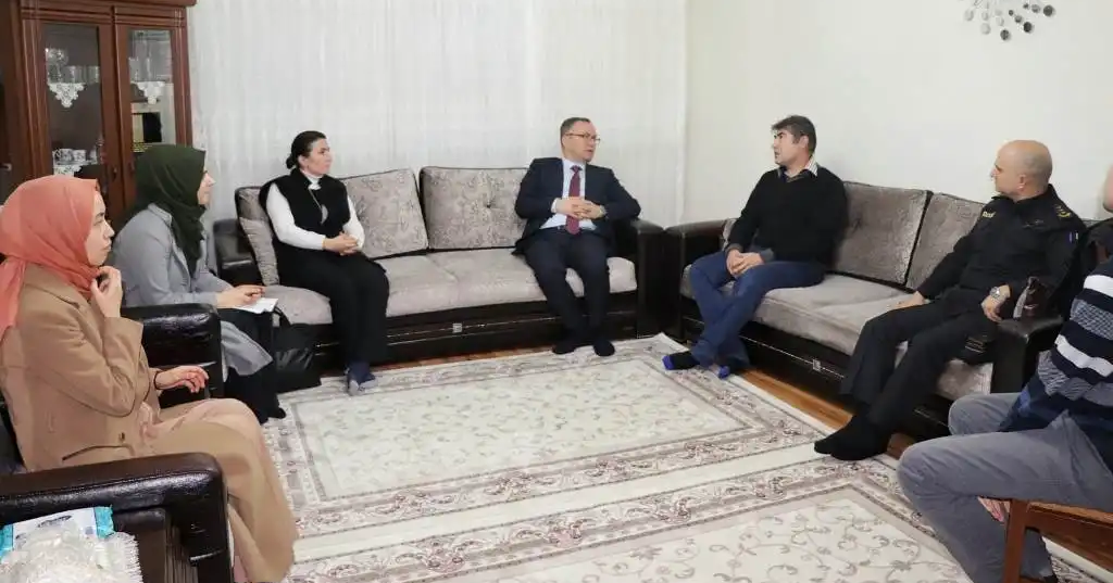 Okkay Mobilya Stant Detayi Eskidji Bazaar