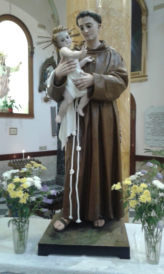 Eolie news Restaurata la statua di Sant'Antonio da Padova. Il restauro finanziato da Eolie news Restaurata la statua di Sant'Antonio da Padova. Il restauro finanziato da